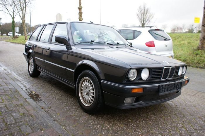  BMW - E30 - 320i Touring - 1989 en Holanda