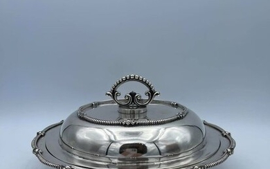 Beautiful Antique Covered Plate In Portuguese Silver, 25cm (10 inches) / 1068g (38 oz) - Silver - Portugal - 1938 / 1984