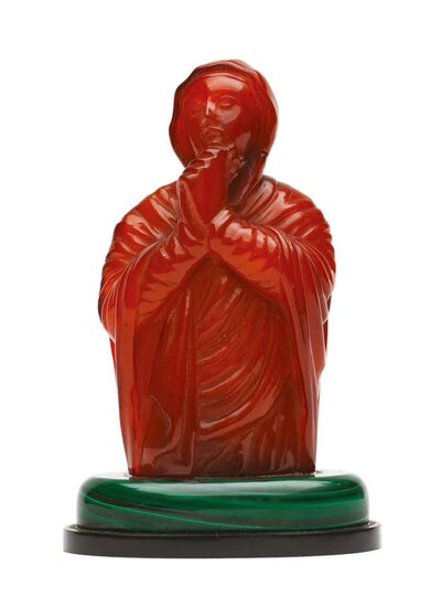 Buste de Vierge en prière en ambre sculptée... - Lot 27 - Pierre Bergé & Associés
