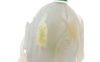 CHINESE CARVED WHITE JADE SNUFF BOTTLE 19th Century Height 3". Green stone stopper.