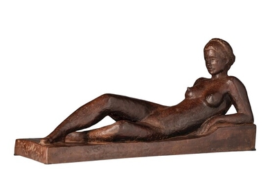 Charles Leplae (1903-1961), reclining nude, patinated bronze, N° 2/5, H 20,5 - W 56 cm...