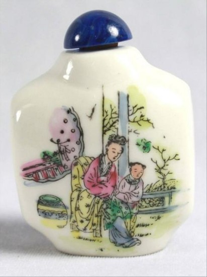 Chinese Porcelain Snuff Bottle