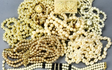 Collection Vintage Designer Costume Pearl Jewelry