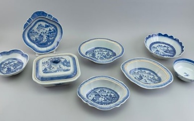EIGHT PIECES OF BLUE AND WHITE CANTON PORCELAIN 19th to Early 20th Century Lengths to 11".