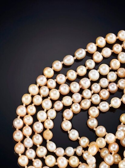 EXTRALARGO CULTURED PEARLS NECKLACE, with 18k yellow gold clasp Price: 200,00 Euros. (33.277 Ptas.)