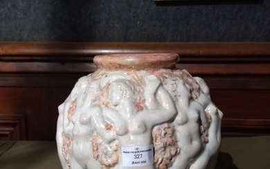 Edouard CAZAUX : vase boule en céramique émaillée polychrome à décor en relief tournant d'une...