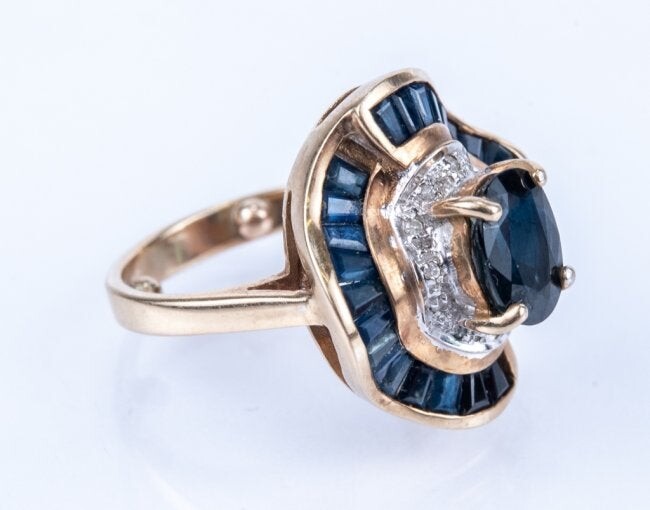 Estate 10K Sapphire & Diamond Ring