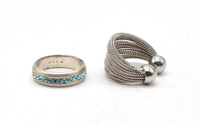 FASHION JEWELRY RING BUNDLE, TWO PIECES, SILVER-PLATED, VINTAGE, SIZE NO. 18/ U 58MM.