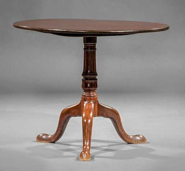 Federal Carved Mahogany Tilt-Top Table