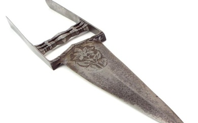 Fine Quality 17th-18th C. Indian KATAR Dagger with WOOTZ steel and Chiseled Decorations Blade. An
