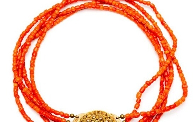 Five-pronged blood coral necklace, on 14 krt. gold...