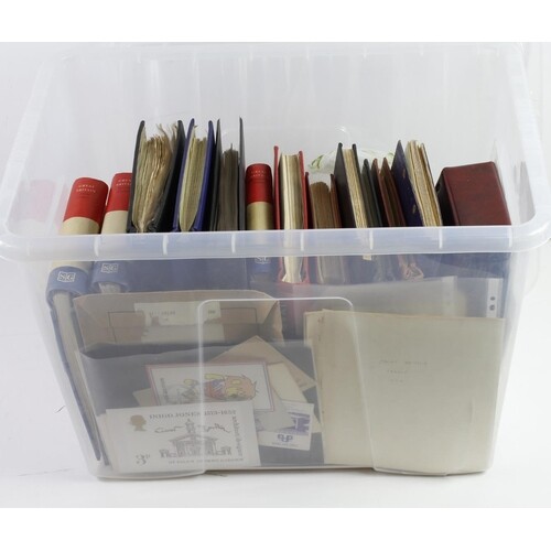GB - large plastic crate full of albums / stockbooks and oth...