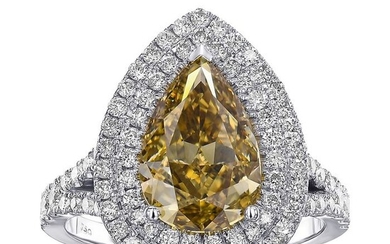 GIA 4.01 TCW VS Fancy Color Diamond Pear Halo - 18 kt. White gold - Ring