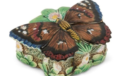 George Jones Majolica Butterfly Beauty-Patch / Powder