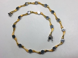 Gold, White gold - Necklace