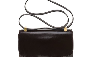 Hermès - Constance 23 cm en cuir box marron et garniture en métal plaqué or Crossbody bag