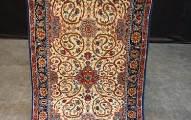 Isfahan - Carpet - 125 cm - 63 cm