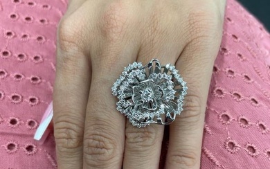 Italian Diamond Floral Ring 1.84 Carats 18k White Gold