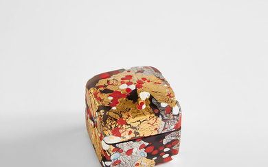 Kyohei Fujita, Kazaribako (ornamented box)