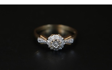 Ladies 9ct Gold Diamond cluster set ring Size M. 1.8g total ...