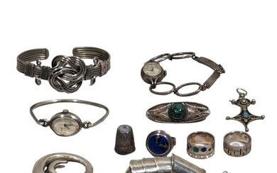 Lot de bijoux en argent comprenant bracelet... - Lot 27 - Actéon - Compiègne Enchères