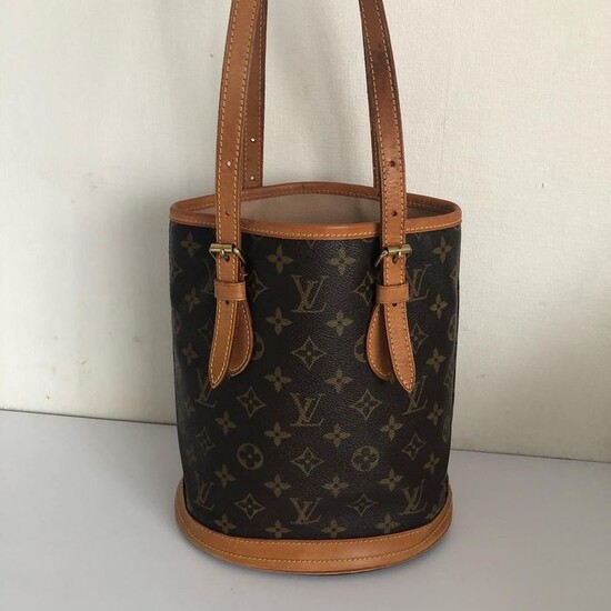 Louis Vuitton - Bucket monogram / nieuwe voering Shoulder bag