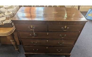 Mahogany Chest of Drawers, two short over three long graduat...