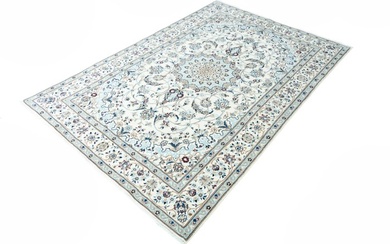 Nain - Very fine carpet with silk - 290 cm - 196 cm