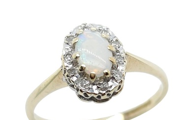 No Reserve Price - Engagement ring - 9 kt. Yellow gold - 0.45 tw. Opal - Diamond