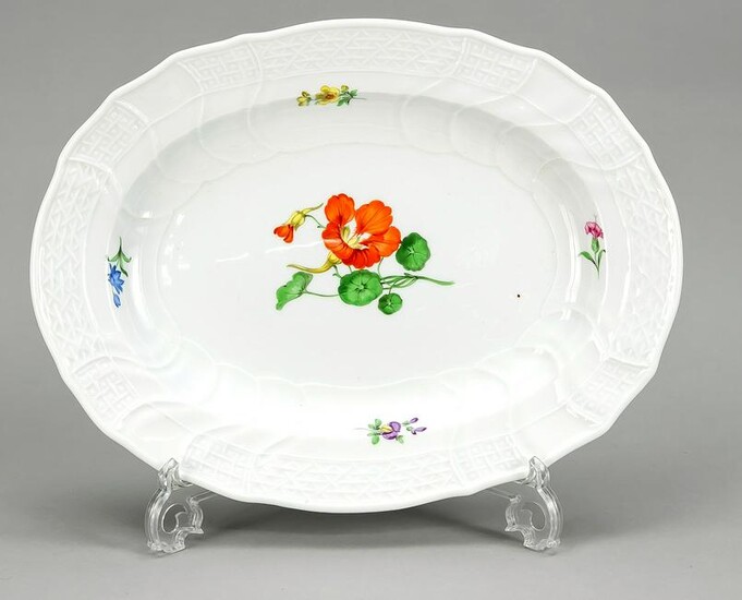 Oval serving plate, Meissen, mark 1