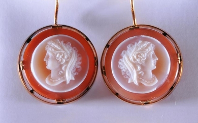 Pair of agate cameo earrings. Rose gold, most likely
