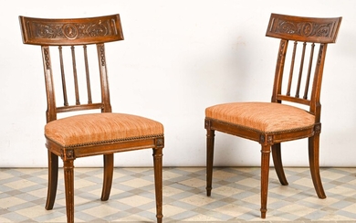 Paire de chaises en bois naturel