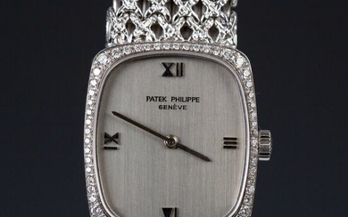 Patek Philippe 18K White Gold Case Diamond Mechanical watch with original strap