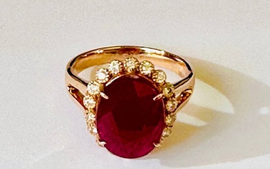 Ring - 14 kt. Rose gold - 6.35 tw. Ruby - Asia - Diamond