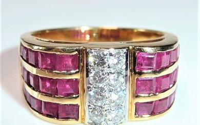 Ring - 18 kt. Yellow gold Ruby