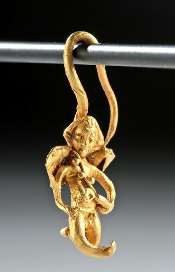 Roman Gold Earring with Cupid - 2.1 g