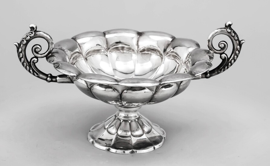 Round bowl, 19th century, silver tested, round stand, short shaft, flower-shaped bowl with side. attached decorated handle, Ø 15 cm, approx. 158 g