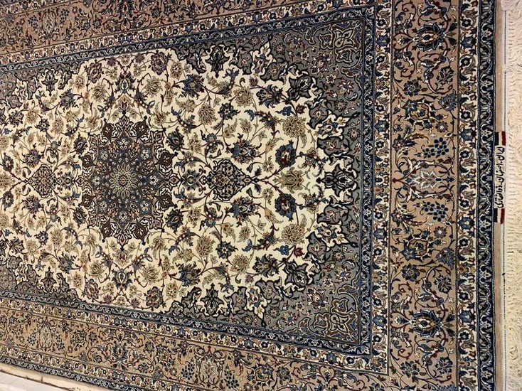 Semi Antique Hand Woven Wool&Silk Esfahan 7.1x5.10