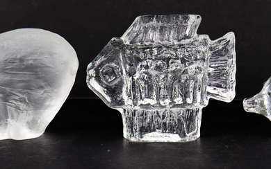 Three vintage Pukeberg (Sweden) handcrafted glass figures by Uno Westerberg,...