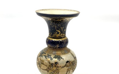 Vase - Ceramic, Faience - Japan - Meiji period (1868-1912)
