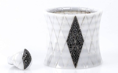 White ceramic and black diamonds ring and bracelet - by ROBERTO DEMEGLIO, TORINO"DIVA" collection, white...