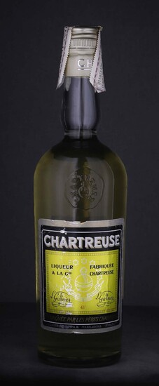 1 bouteille Chartreuse Jaune Tarragone «... - Lot 28 - Aguttes