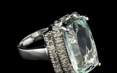 14KT White Gold 7.61 ctw Aquamarine and Diamond Ring