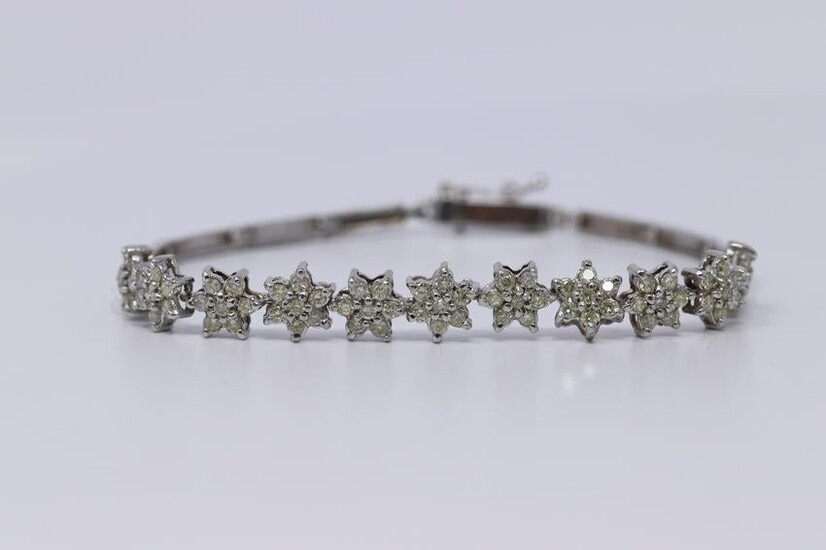 14Kt White Gold Diamond Flower Bracelet