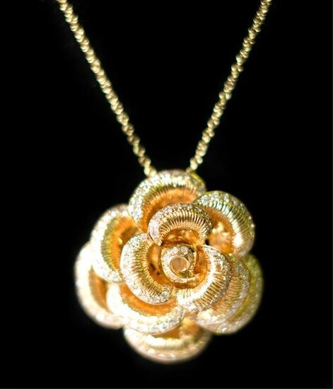 14k YG 0.86ct Diamond Floral Pendant Necklace