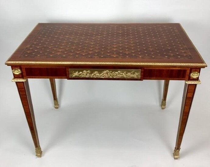 19TH CENTURY PARQUETRY TOP ORMOLU MOUNTED TABLE