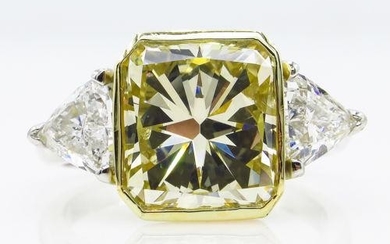 6.06ct Estate Vintage Radiant Diamond 3 Stone