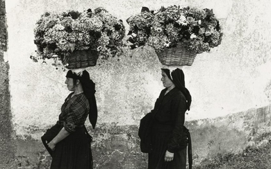 ÉDOUARD BOUBAT (1923–1999) ‘Femmes aux fleurs’