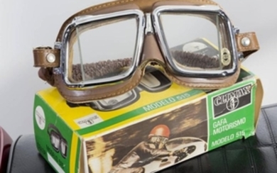 Ensemble de 2 lunettes moto CLIMAX + 1 divers.…