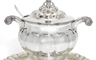 A GERMAN SILVER SOUP TUREEN, COVER, LADLE AND STAND, WILHELM SCHULTZE, BREMEN, EARLY-20TH CENTURY